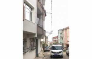 Çamaşır asarken balkondan düştü