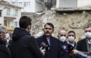 Çevre ve Şehircilik Bakanı Kurum: Açelya Apartmanı ve etrafındaki apartmanlar şu an için risk altında