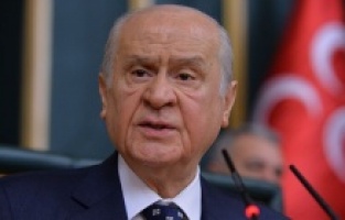 Devlet Bahçeli :'"Mavi vatanımızı bu çürüklerle nasıl savunmuşuz!.."