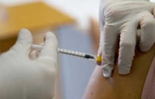 Aşı Orucu Bozar mı? Diyanet açıkladı!