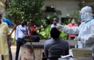 Dünya genelinde şimdiye dek görülen en yüksek günlük vaka sayısı Hindistan'da kayıtlara geçti