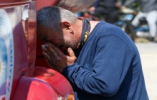 Ekmek teknesinin yanışını böyle izledi