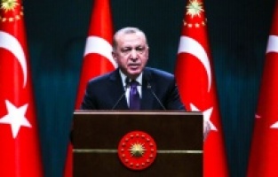 Erdoğan: “Sınırlarımız ötesinde herhangi bir terör oluşumuna izin vermeyeceğiz”