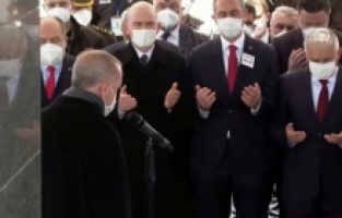 Eski başbakanlardan Yıldırım Akbulut son yolculuğuna uğurlanıyor