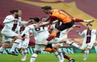 Galatasaray’ın galibiyet hasreti 3 maça çıktı