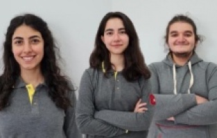 Harvard ve Brown üniversitelerini kazanan Diyarbakırlı öğrenciler başarı hikayelerini anlattı