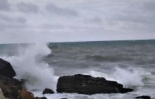 Hava sıcaklıkları Türkiye'nin kuzey, iç ve batı kesimlerinde 6-12 derece azalacak