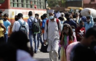 Hindistan'da Kovid-19 salgınında günlük vaka sayısı 259 bini aştı