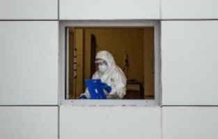 İstanbul Tıp Fakültesi Hastanesi, virüsle mücadelede emsal teşkil ediyor