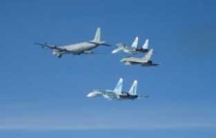 Karadeniz'de tarihi kapışma! Türk jetleri de havalandı