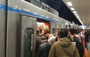 Kısıtlama 19.00’da başladı, İstanbullular evine yetişemedi