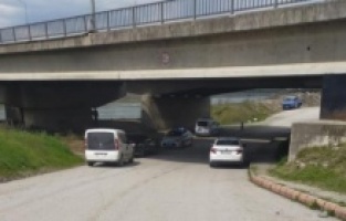 Köprü altında yaralı bulunan şahıs hastanede hayatını kaybetti