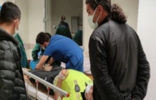 Polise çarpıp kaçan alkollü sürücü nefes kesen kovalamaca sonucu yakalandı