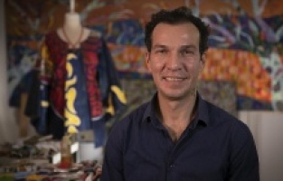 Ressam Kara: Türkiye'deki sanatın gerçek değerine ulaşmasını arzuluyorum