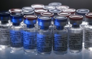 Rus Sputnik V aşısının Güney Kore'de üretimi için anlaşma imzalandı