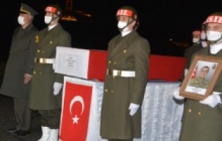 Şehit Çalım için Hakkari'de tören düzenlendi