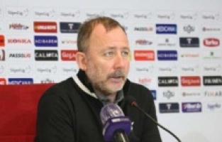 Sergen Yalçın: “Geleceğimizi mi perişan edelim?”