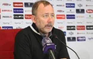 Sergen Yalçın: “Şampiyonluğun en büyük adayı hala Beşiktaştır”