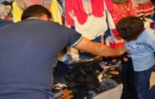 Silvan'da 'Bir Yetim Çocuğu da Sen Giydir' kampanyası sürüyor