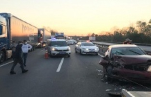 TEM Otoyolu'nda zincirleme kaza