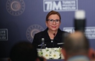 Ticaret Bakanı Pekcan: Martta tüm zamanların en yüksek aylık ihracat rakamına ulaşıldı