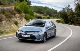 Toyota, mart ayı  satışlarında aylık bazda rekora imza attı