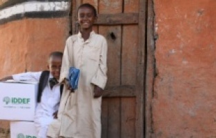 Türk hayırseverlerden 40 ülkeye yardım...