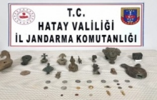 Uyuşturucu aranan araçtan tarihi eser çıktı