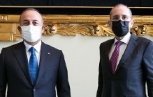 Çavuşoğlu, Ürdün Dışişleri Bakanı es-Safedi ile görüştü