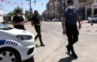 Defalarca denetime takılan sürücü üçüncü cezasını yedi