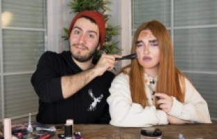 Enes Batur: Danla Bilic bana aşık