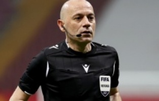 Galatasaray-Beşiktaş derbisini Cüneyt Çakır yönetecek