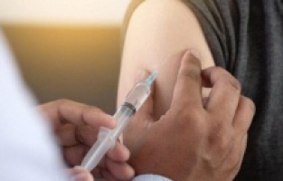 Kimlere aşı kimliği verilecek?