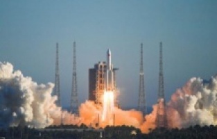 Kontrolden çıkan Çin uzay roketi takip ediliyor