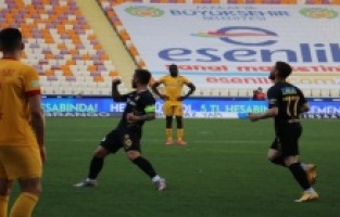 O, Süper Lig’in en çok gol atan yerli futbolcusu