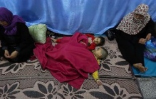 On bine yakın Filistinli evlerinden oldu