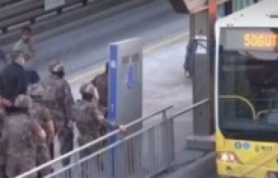 Metrobüste korkutan rehine krizi