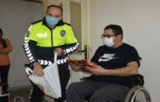 Trafik kazası sonucu felç kalan Ayva'dan 'emniyet kemeri' için ders gibi sözler