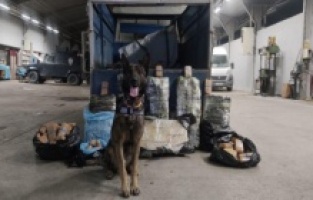 Van'da kamyonette 216 kilo eroin ele geçirildi