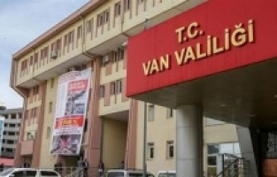 Van'da gösteri ve yürüyüşlere geçici yasak geldi