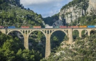 Yılın ilk 4 ayında yük taşımacılığına demir yolları damga vurdu