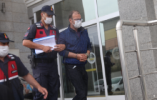 4 kişi öldüresiye dövdükleri muhabiri hiç görmemişler