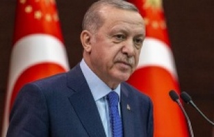 Anketlerde Erdoğan’a en yakın isim kim?