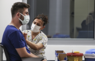 Aşı sayısı 47 milyon dozu geçti