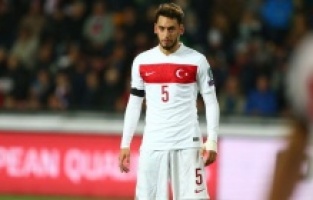 ÇALHANOĞLU'NA 3 MİLYON EURO'LUK YENİ TEKLİF!