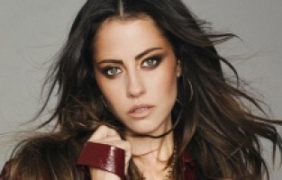 ''Çok seviçliyim, temmuz da konserlerim başlayacak''