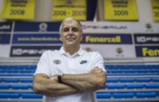 EFSANE ADAM GERİ DÖNÜYOR