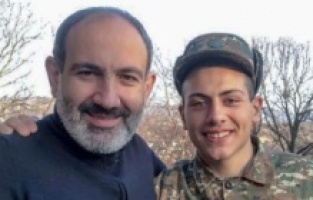 Esirler için oğlundan vazgeçti