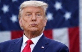 Facebook, Trump'ın hesabını askıya aldı