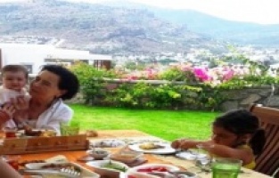 Fatma Girik'in hayatı roman oluyor